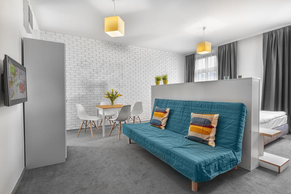 Aurora Aparthotel 3*